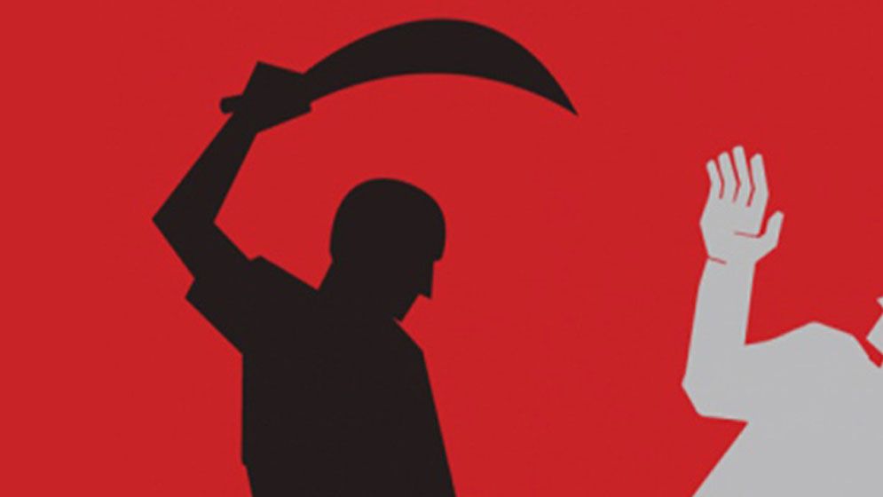 ফরিদপুরে মাদক সেবনে বাধা দেয়ায় বৃদ্ধকে কুপিয়ে জখম